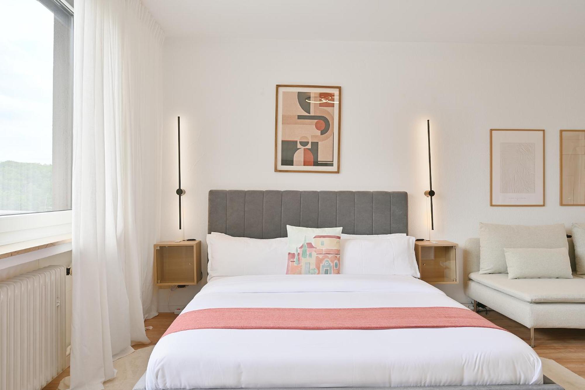 Beautiful And Stylish 1-Bedroom With Kitchen And King Size Bed Wuppertal Bagian luar foto