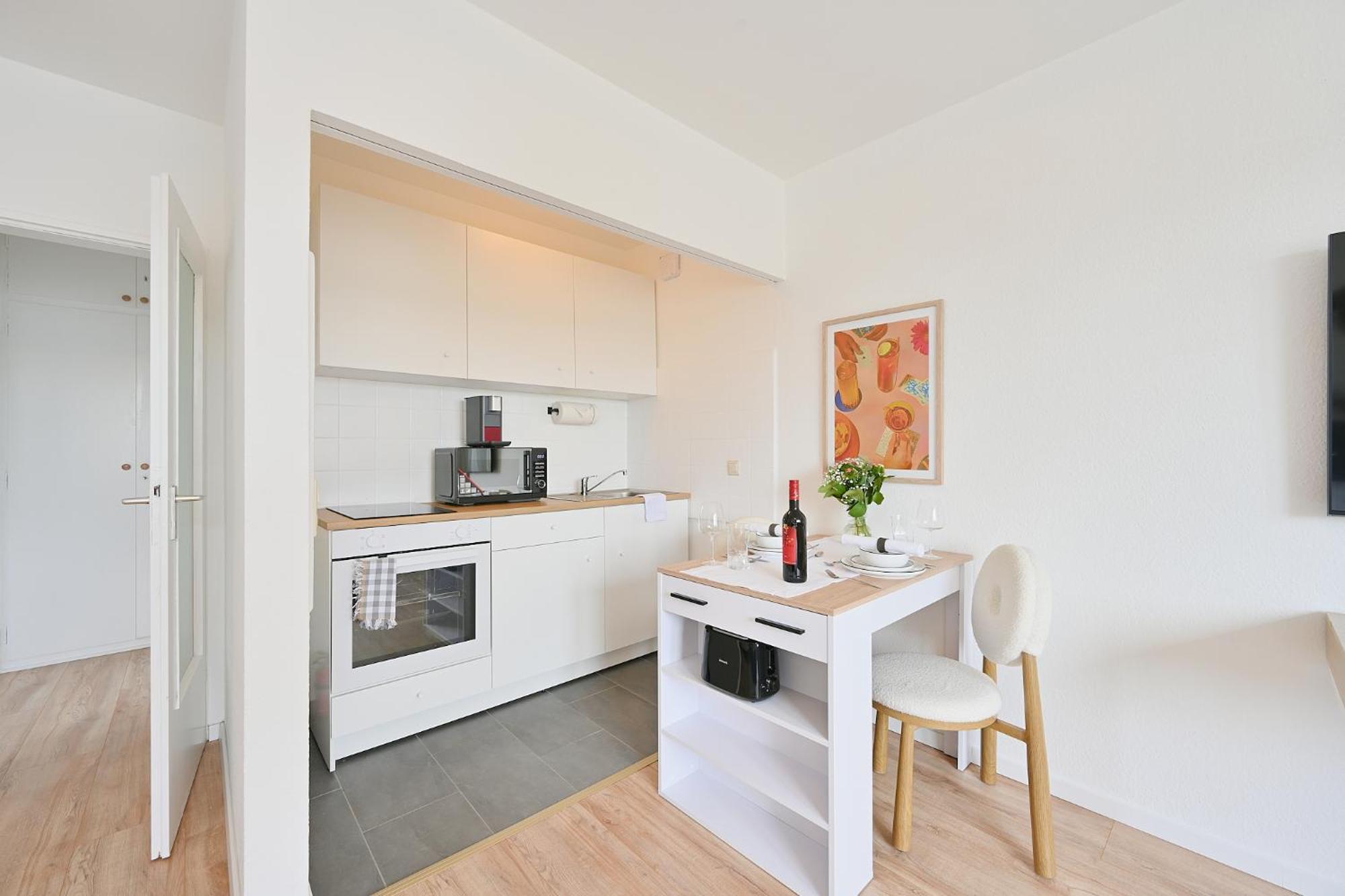 Beautiful And Stylish 1-Bedroom With Kitchen And King Size Bed Wuppertal Bagian luar foto